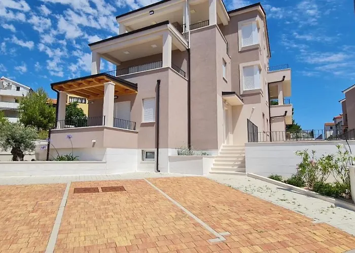 Apartman Lovor