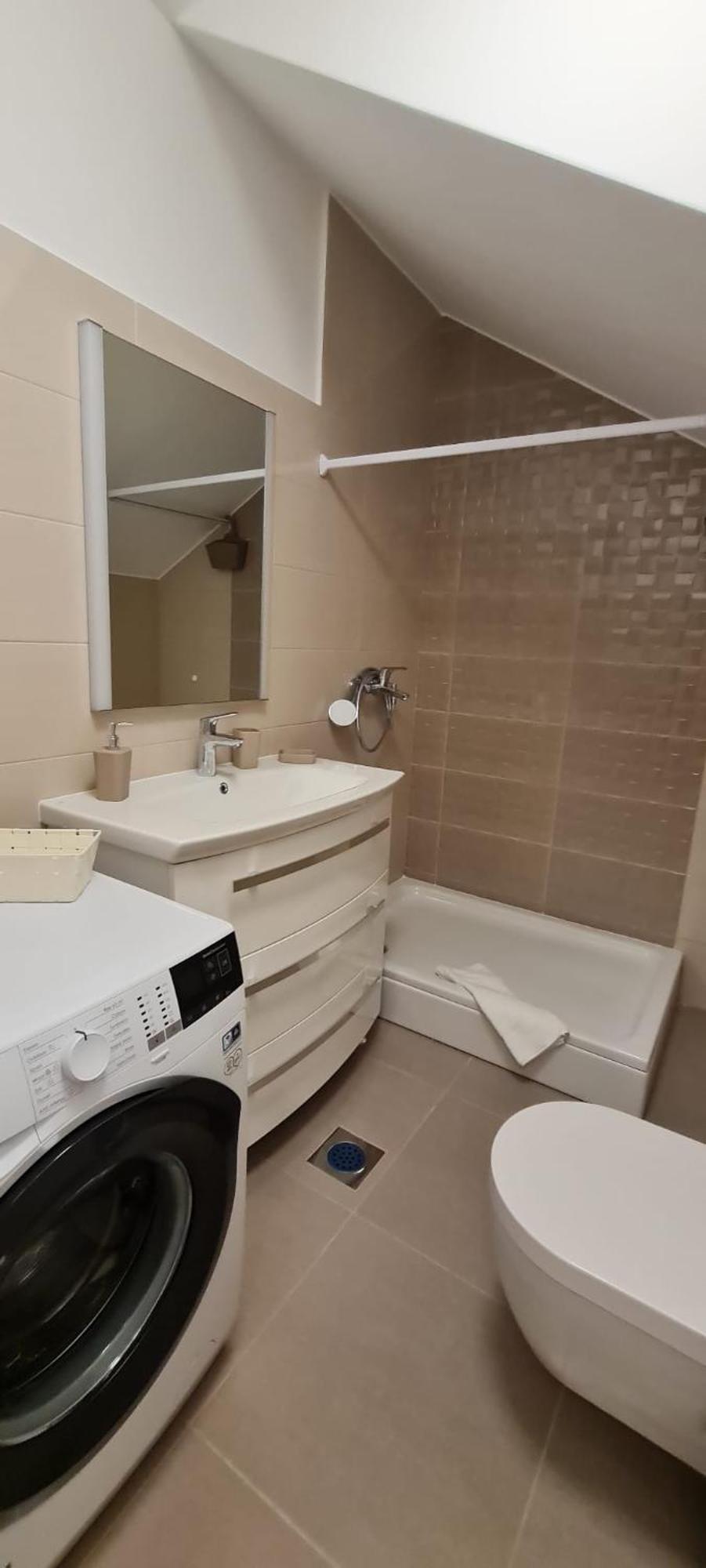 Apartment Lovor Primosten