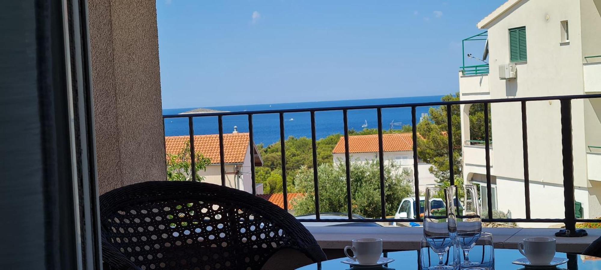 Apartment Lovor